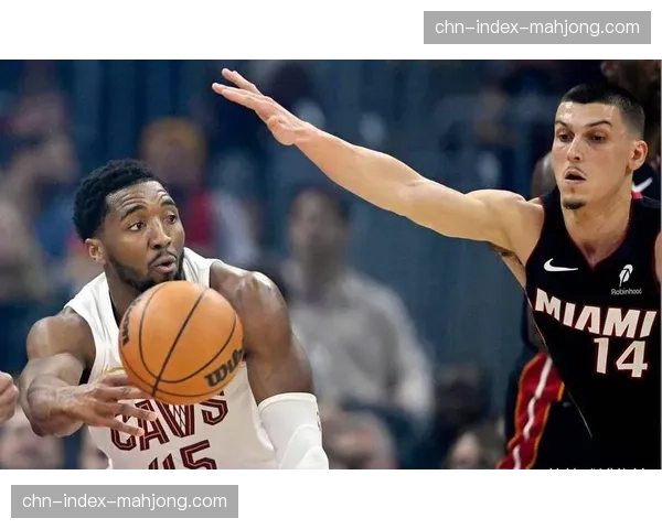 米切尔38分6篮板6助攻率骑士横扫步行者，末节12分主导逆转